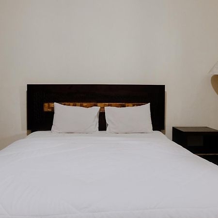 Hotel Mahkota Plengkung By Ecommerceloka Banyuwangi  Oda fotoğraf
